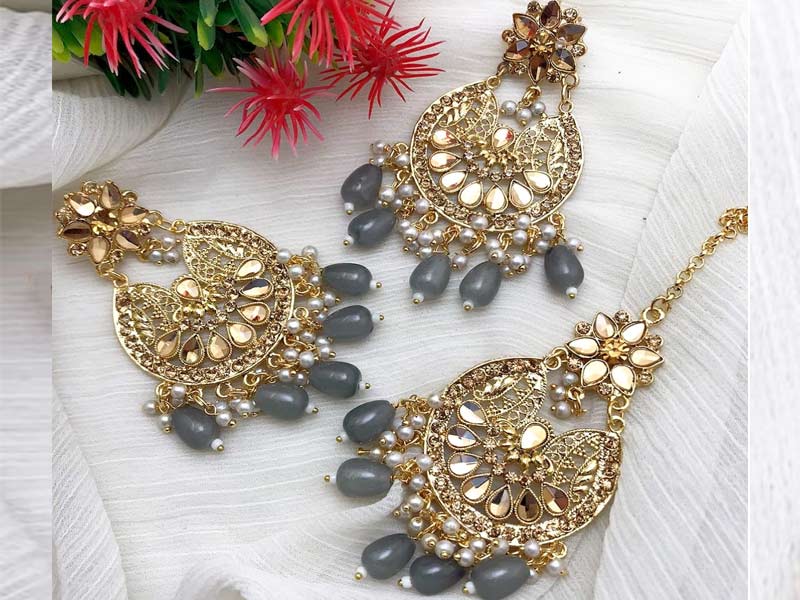 Bridal Gajra Earring & Tikka Set For Girls