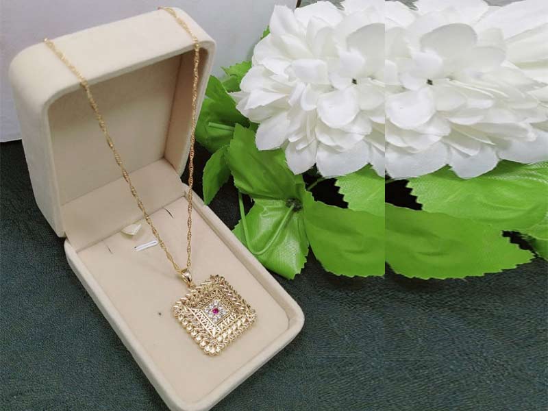 Zircon Chain Locket Set design 2023 Zircon Chain Locket Set design 2023