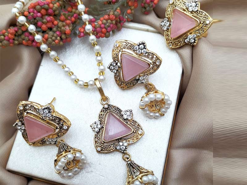 Egyptian Party Wear Jewelry Set Design 2023 For Women