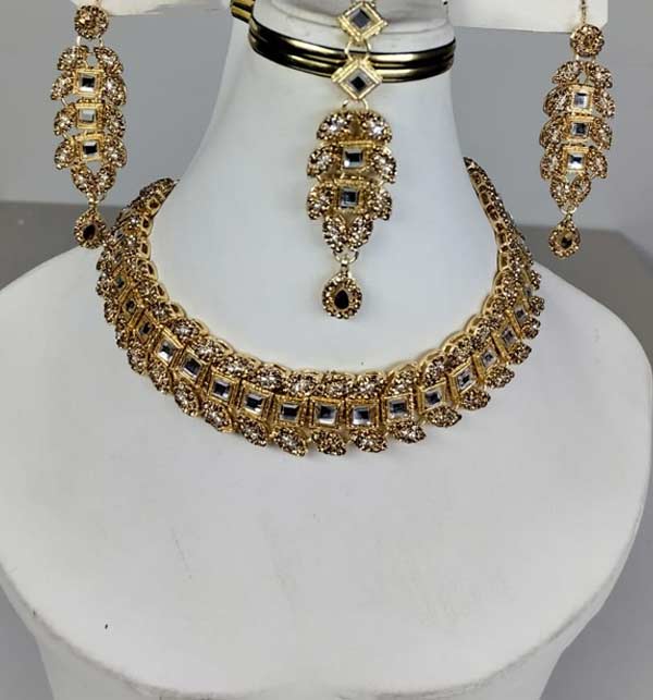 Zircon Necklace Set (ZV:3316) - Zeverat.pk