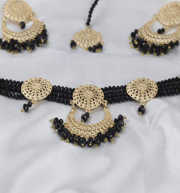 Black Necklace Set