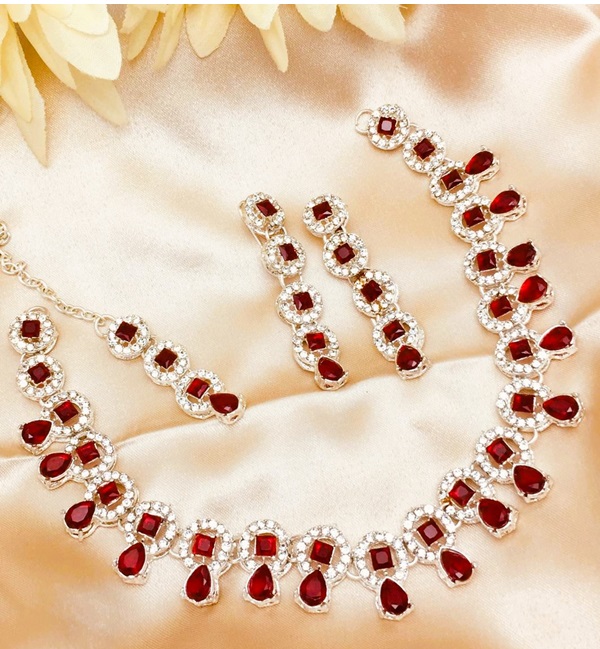 Stylish Maroon Zircon Necklace Jewelry Set with Earrings and Bindia (ZV:4821) Stylish Maroon Zircon Necklace Jewelry Set with Earrings and Bindia (ZV:4821)