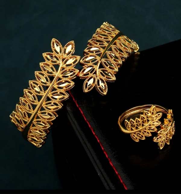 Adjustable-Bangles