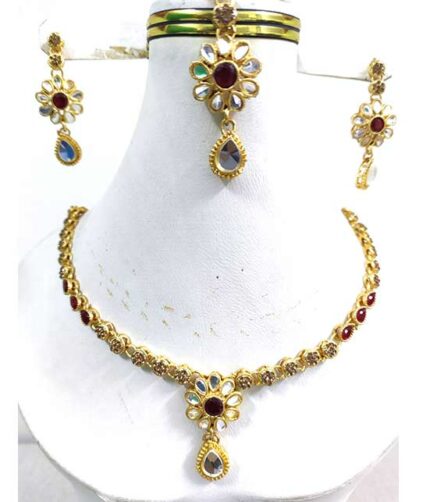 stylish necklace set