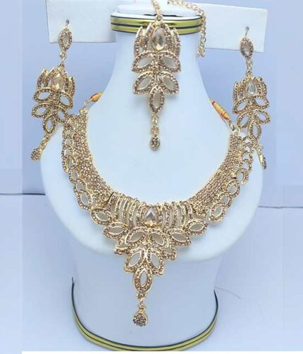 Golden necklace Set 2023