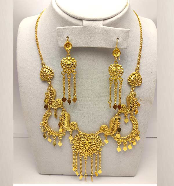 Golden necklace set 2023