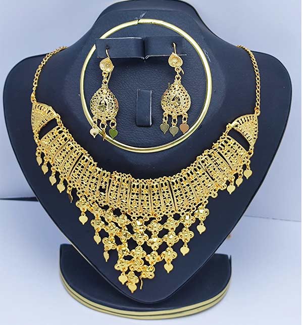 Elegant 24K Gold Plated Necklace Set