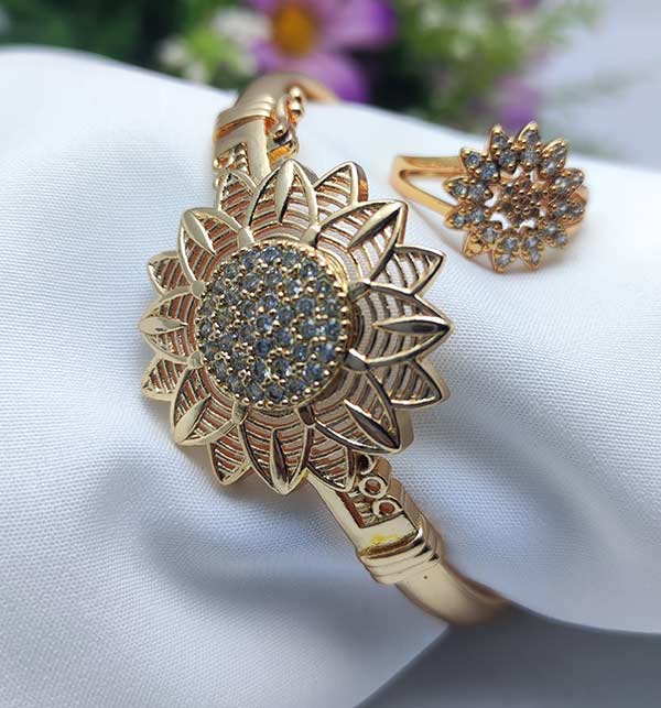 Zircon Adjustable Bangles Zircon Adjustable Bangles