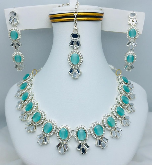 Silver Ferozi Zircon Necklace Party Jewelry Set with Earrings and Bindia (ZV:20274)
