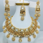 Beautiful Light Golden Zircon Wedding Necklace Jewelry Set with Long Earrings and Teeka
