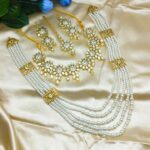 Mala Kundan Necklace Jewelry Set with Earrings and Matha Patti (ZV:21369)