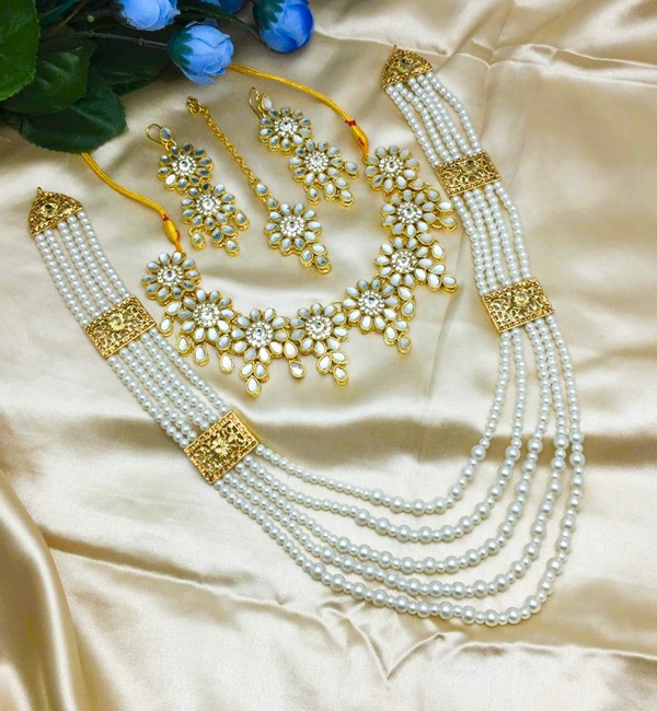 Mala Kundan Necklace Jewelry Set with Earrings and Matha Patti (ZV:21369)
