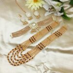 Choker Mala Necklace Jewelry Set With Earrings And Teeka (ZV:21535)