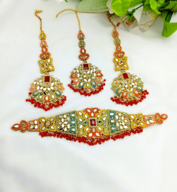 Nauratan Bridal Kundan Pearl Necklace Set with Long Earrings and Matha Patti (ZV:23085) Nauratan Bridal Kundan Pearl Necklace Set with Long Earrings and Matha Patti (ZV:23085)