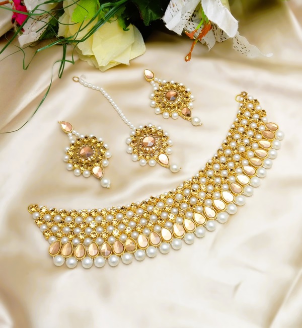 Beautiful Farshi Kundan Choker Necklace Jewelry Set with Earrings and Bindia ZV:23310