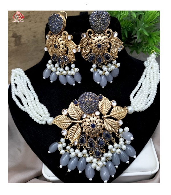 Egyptian Gajra Crush Choker Set with Long Gajra Earrings (ZV:23614)