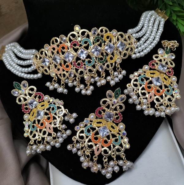 Traditional Nauratan Zircon Choker Necklace Set with Long Earrings and Teeka (ZV24285) Traditional Nauratan Zircon Choker Necklace Set with Long Earrings and Teeka (ZV24285)
