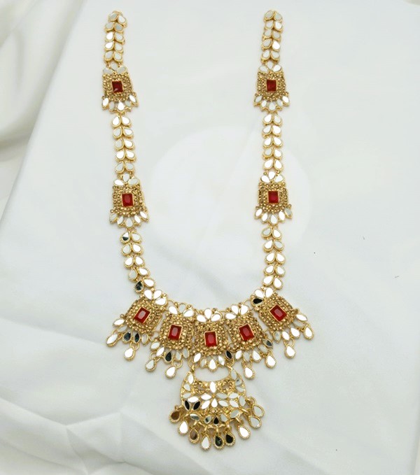 Beautiful Golden Maroon Bridal Necklace Set with Earrings, Bindia and Jhumar (ZV:25686) Beautiful Golden Maroon Bridal Necklace Set with Earrings, Bindia and Jhumar (ZV:25686)