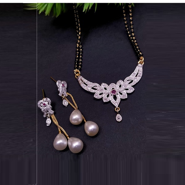 Indian Zircon Locket Set with Earrings (ZV:25942)
