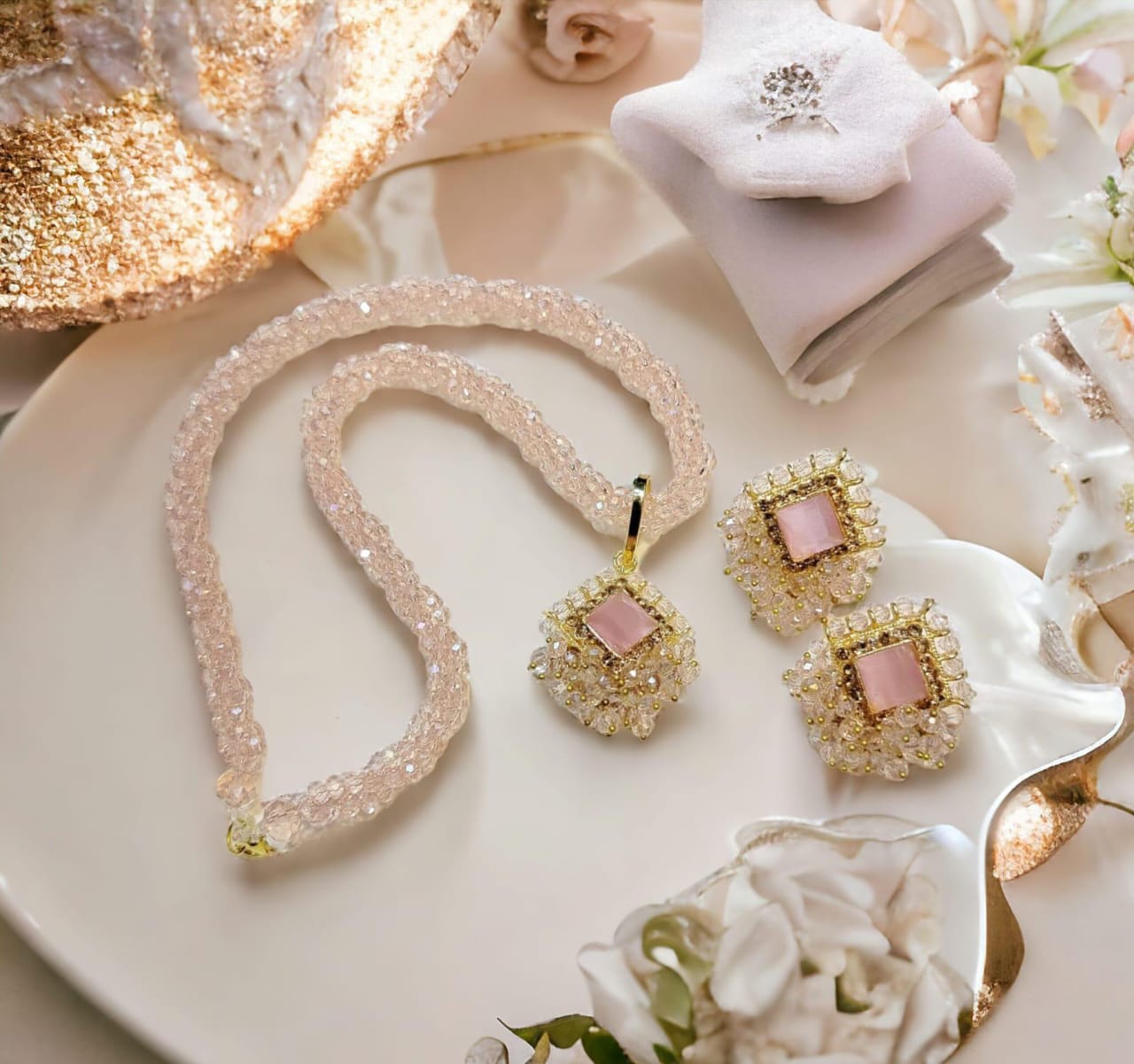 Beautiful Egyptian Mala Necklace Set with Tops (ZV:26344) Beautiful Egyptian Mala Necklace Set with Tops (ZV:26344)