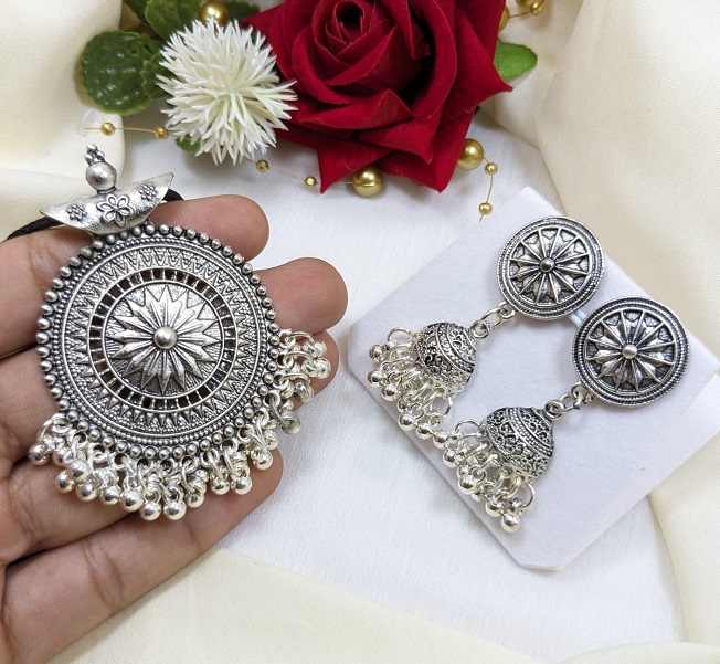 Beautiful Antique Locket Set With Jhumka (ZV:26366)