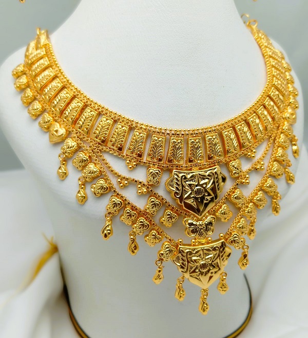 Traditional Gold Plated Bridal Necklace Set with Earrings (ZV:28461) Traditional Gold Plated Bridal Necklace Set with Earrings (ZV:28461)