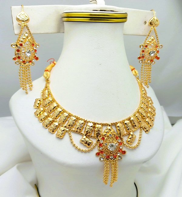 Zircon Gold Plated Necklace Set with Earrings (ZV:28469) Zircon Gold Plated Necklace Set with Earrings (ZV:28469)