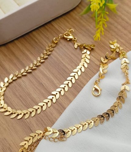 Beautiful Golden Leaf Style Anklet Payal Pair for Feet (ZV:28986)
