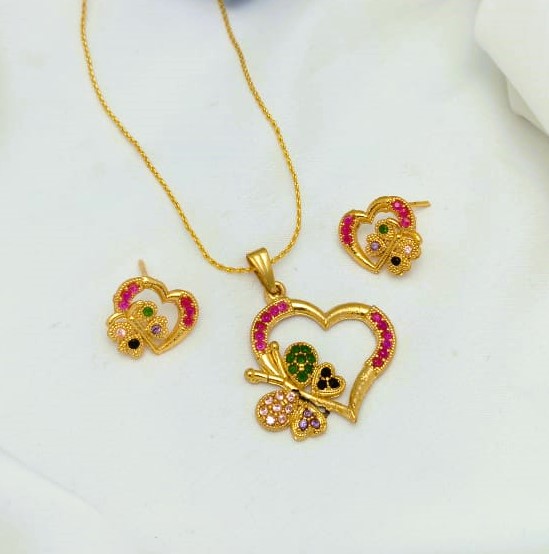 Trendy Gold Love Heart Locket Pendant Set with Tops (ZV:29507)