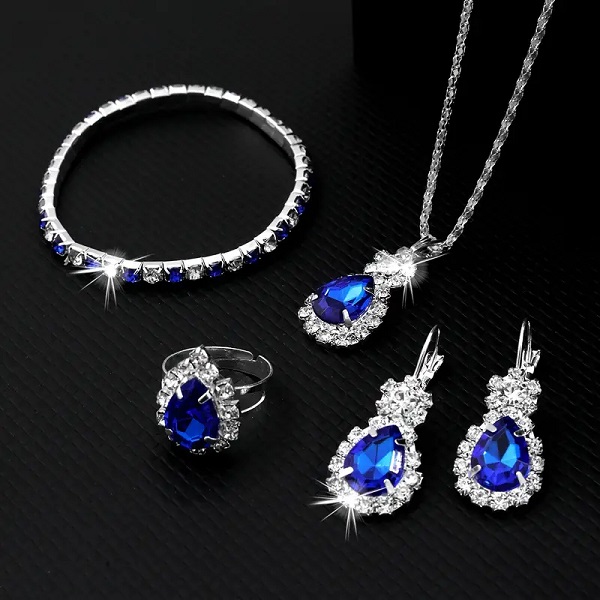 Sparkling Teardrop Blue Pendant Combo Set with Earrings, Bracelet and Ring (ZV:30496) Sparkling Teardrop Blue Pendant Combo Set with Earrings, Bracelet and Ring (ZV:30496)