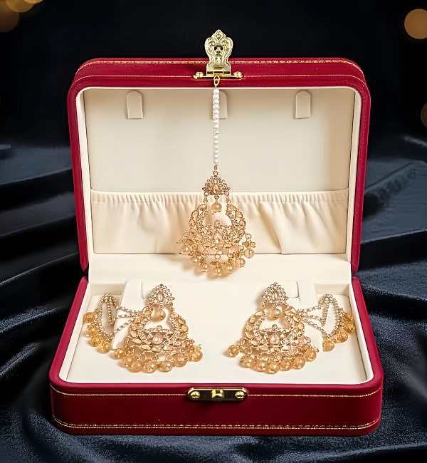 Noor Jahan Style Saharay Earrings with Bindia For Party Wear (ZV:34196)