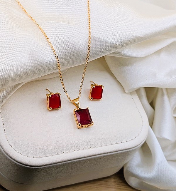 Ruby Red Zircon Pendant Locket Set with Earrings (ZV:141152)