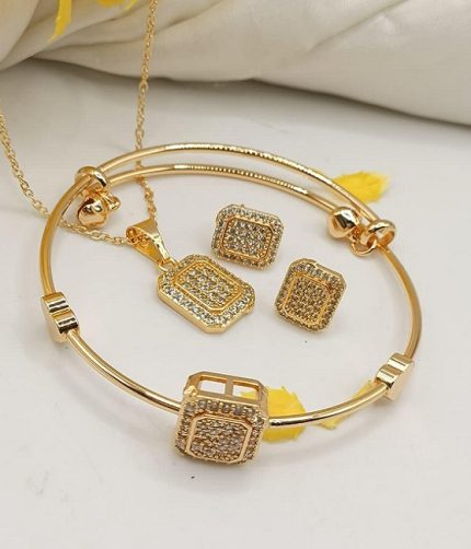 Luxury Gold Plated Zircon Combo Jewelry Set (ZV:141160)