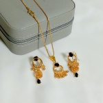 Luxury Gold Plated Black Stone Locket Set with Earrings (ZV:141217)