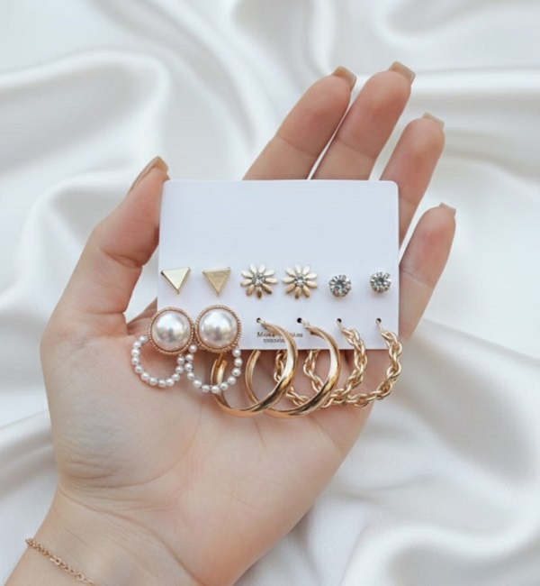 Gold Plated Multi-Style Earrings Set – Pearl, Hoop, Stud & Crystal Earrings Combo Pack (ZV:141258) Gold Plated Multi-Style Earrings Set – Pearl, Hoop, Stud & Crystal Earrings Combo Pack (ZV:141258)