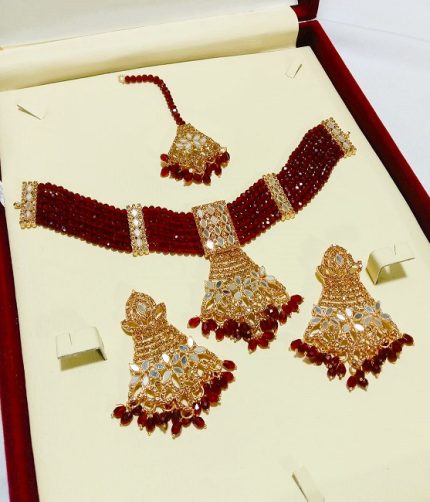Elegant Maroon Choker Jewelry Set with Earrings and Bindia (ZV:141138)