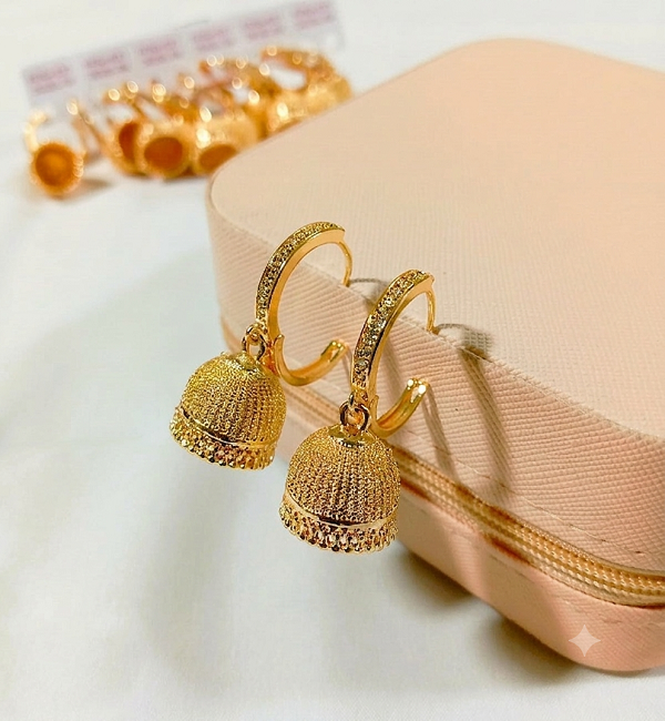 Traditional Pakistani Elegant Gold Plated Zircon Jhumka Drop Earrings (ZV:141148)