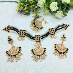 Pearl Beaded Black & Gold Choker Necklace Set with Earrings & Maang Tikka (ZV:141324)