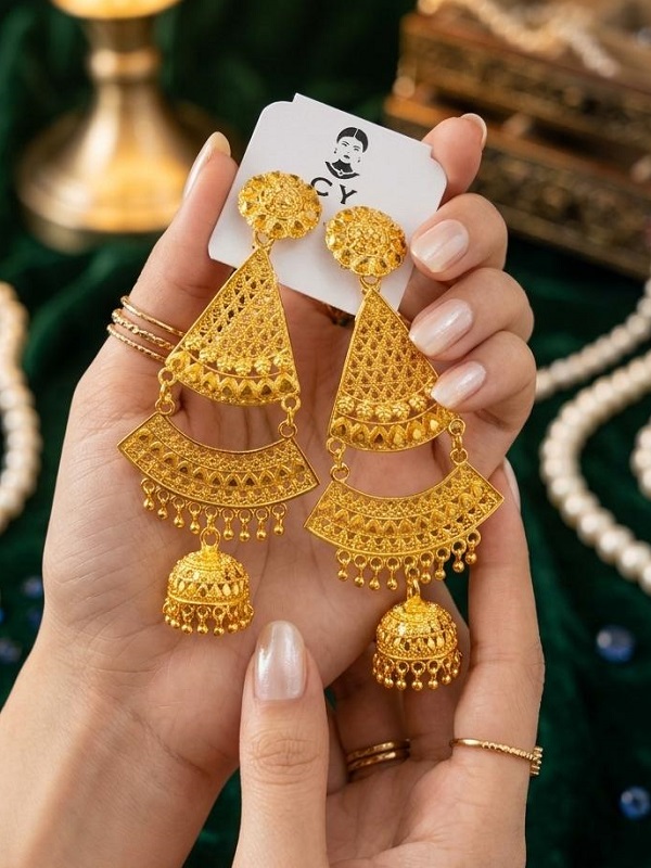 Stylish Golden Jhumki Earrings (ZV:141668) Stylish Golden Jhumki Earrings (ZV:141668)