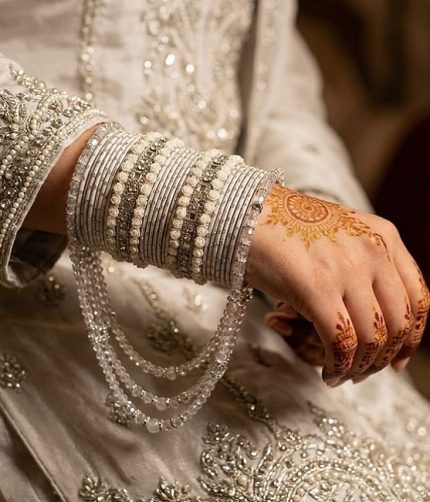 White & Silver Bridal Crystal Jhoola Metal Bangles Set with Latkan (ZV:141741)