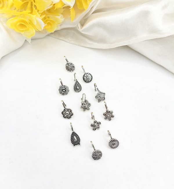 Oxidized Silver Nose Pin Set (ZV:141865) Oxidized Silver Nose Pin Set (ZV:141865)