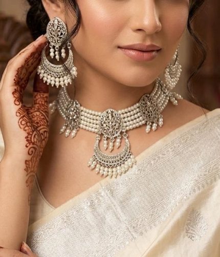 Silver Oxidized Pearl Choker Set with Earrings & Tikka (ZV:141874)