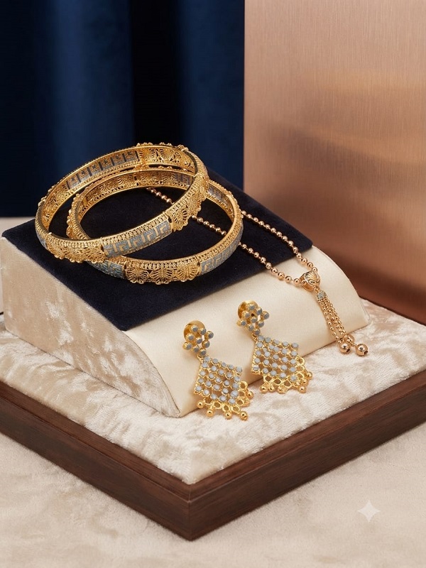 Gold Plated 2 Tone Combo 3 Piece Jewelry Set (ZV:142048) Gold Plated 2 Tone Combo 3 Piece Jewelry Set (ZV:142048)