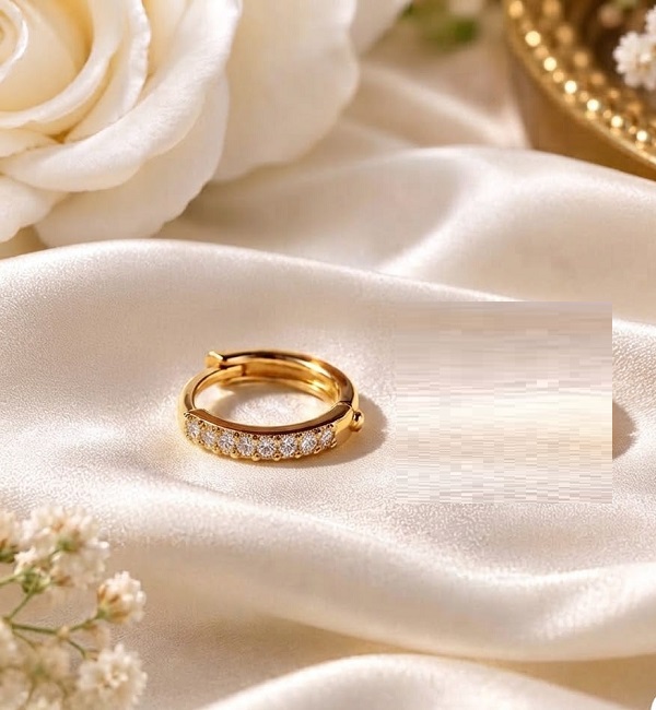 Trending Gold Crystal Nose Ring – Elegant Hoop Design (ZV:142275) Trending Gold Crystal Nose Ring – Elegant Hoop Design (ZV:142275)