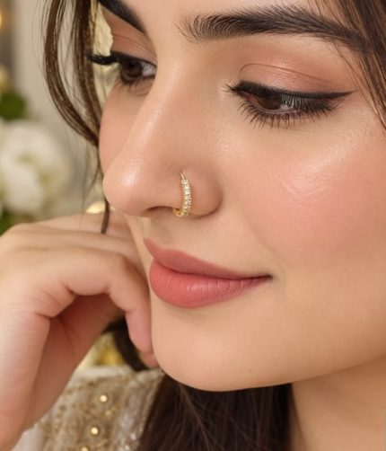 Trending Gold Crystal Nose Ring – Elegant Hoop Design (ZV:142275)